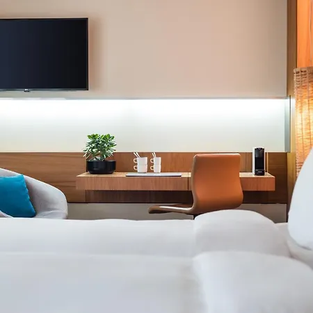 Lindner Ku'damm, Part Of Jdv By Hyatt 4* Berlin