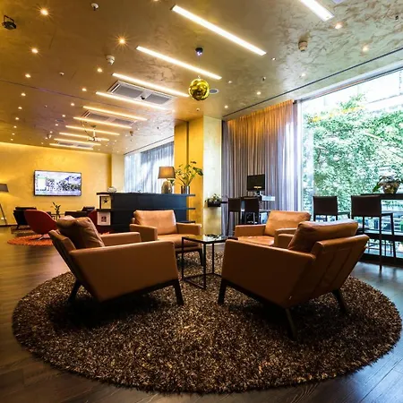 Lindner Ku'damm, Part Of Jdv By Hyatt מלון 4*